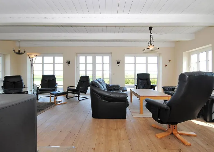 Сasa de vacaciones Alois - 1km To The Fjord By Interhome *
